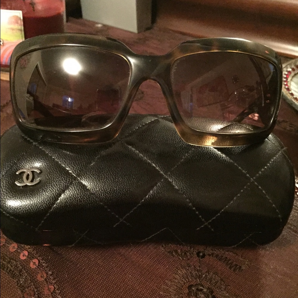 COPY - Authentic Chanel sunglasses